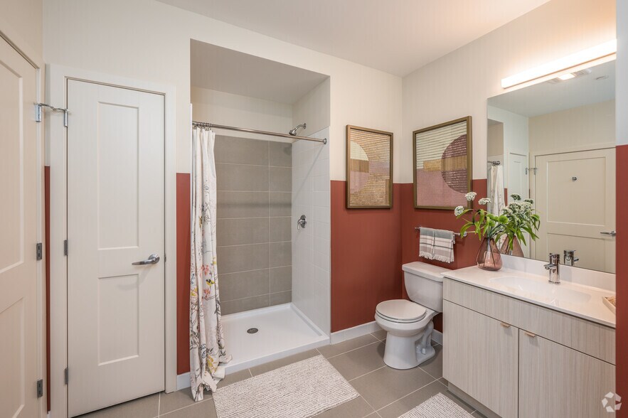 More Photos Of 39 Trotter Rd, Weymouth Apartments For Lease