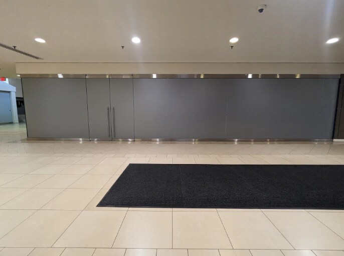 More Photos Of 500 Renaissance Ctr, Detroit Office For Lease