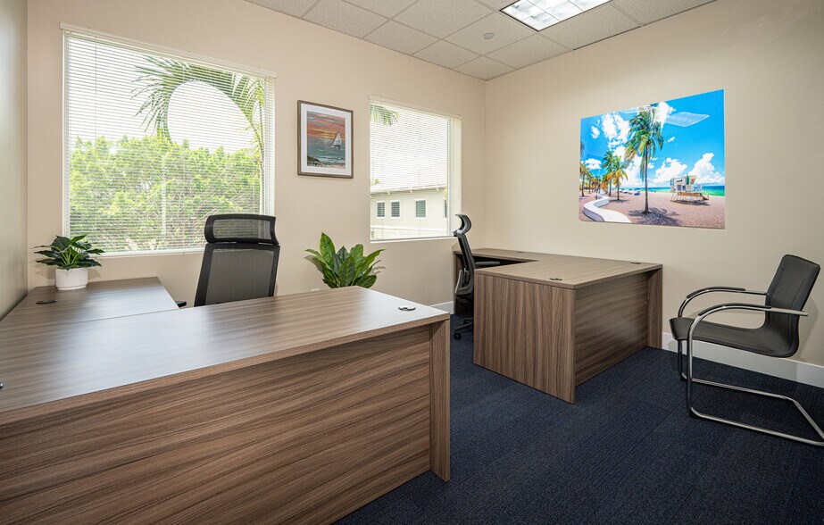 More Photos Of 770 SE Indian St, Stuart Office For Lease