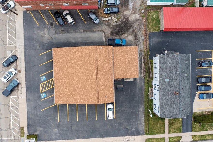 More Photos Of 4024 Main St, Erie Storefront Retail Office For Sale