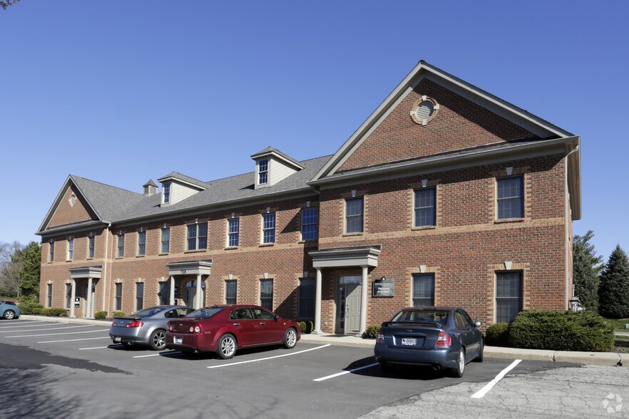 More Photos Of 718 Adams St, Carmel Office For Lease