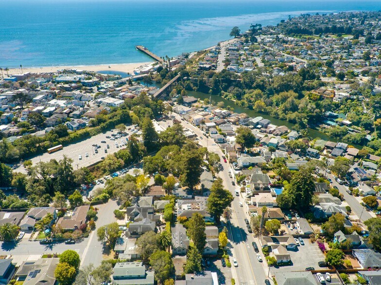 More Photos Of 516 Capitola Ave, Capitola Multifamily For Sale