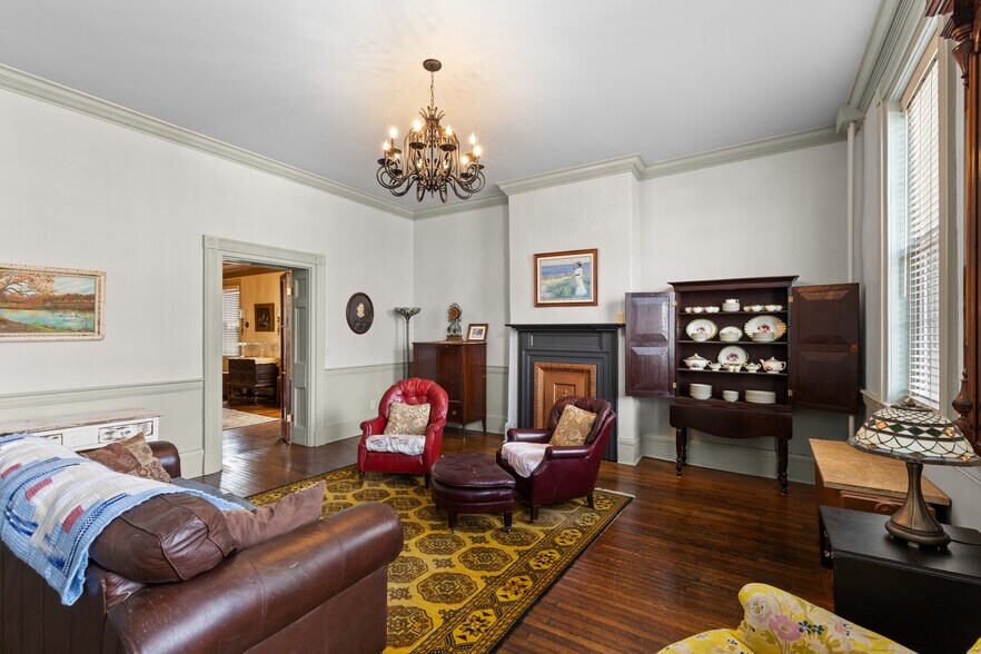 More Photos Of 900 Main St, Wellsburg Specialty For Sale