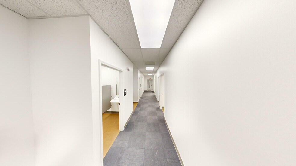 More Photos Of 2525 Drane Field Rd, Lakeland Unknown For Sale