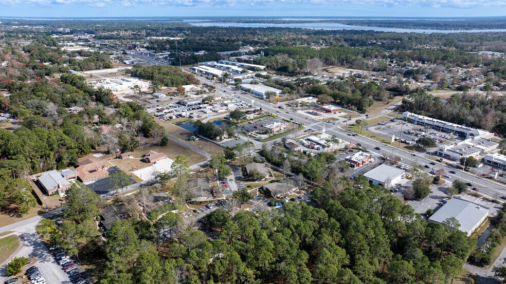 More Photos Of 409 Jefferson Ave, Orange Park Apartments For Sale