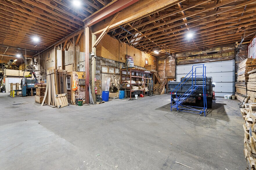 More Photos Of 14 Conway St, Madawaska Valley Manufacturing For Sale
