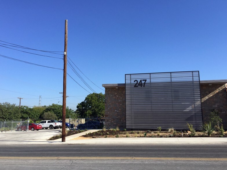 More Photos Of 247 W Olmos Dr, San Antonio Office For Sale