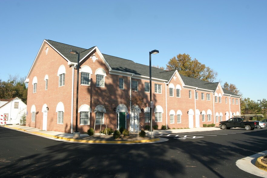 More Photos Of 722 Grant St, Herndon Medical For Lease