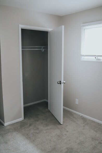 More Photos Of 419 W Main, Du Quoin Multifamily For Sale