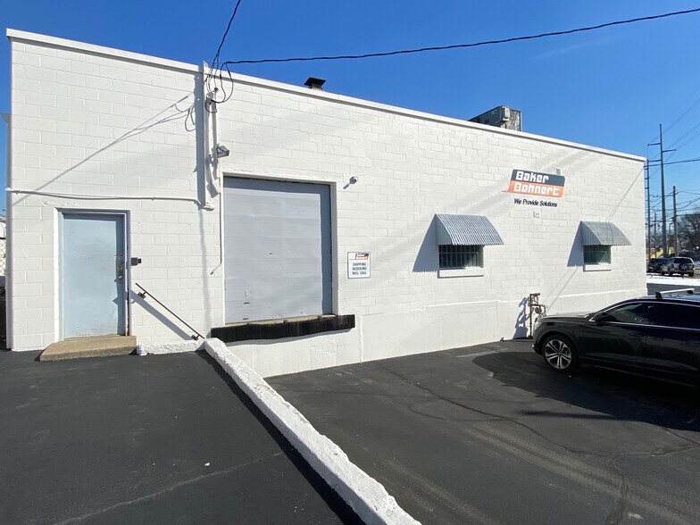 More Photos Of 1311 Bernheim Ln, Louisville Industrial For Sale