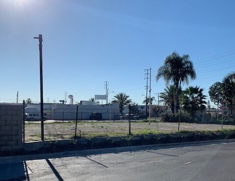 More Photos Of 9219 Telegraph Rd, Pico Rivera Land For Lease