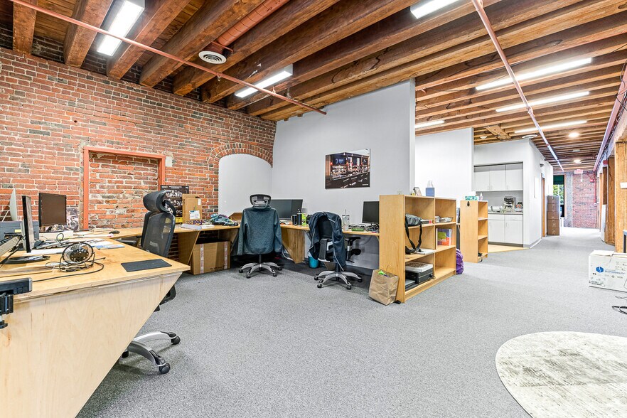 More Photos Of 28 Atlantic Ave, Boston Apartments For Lease