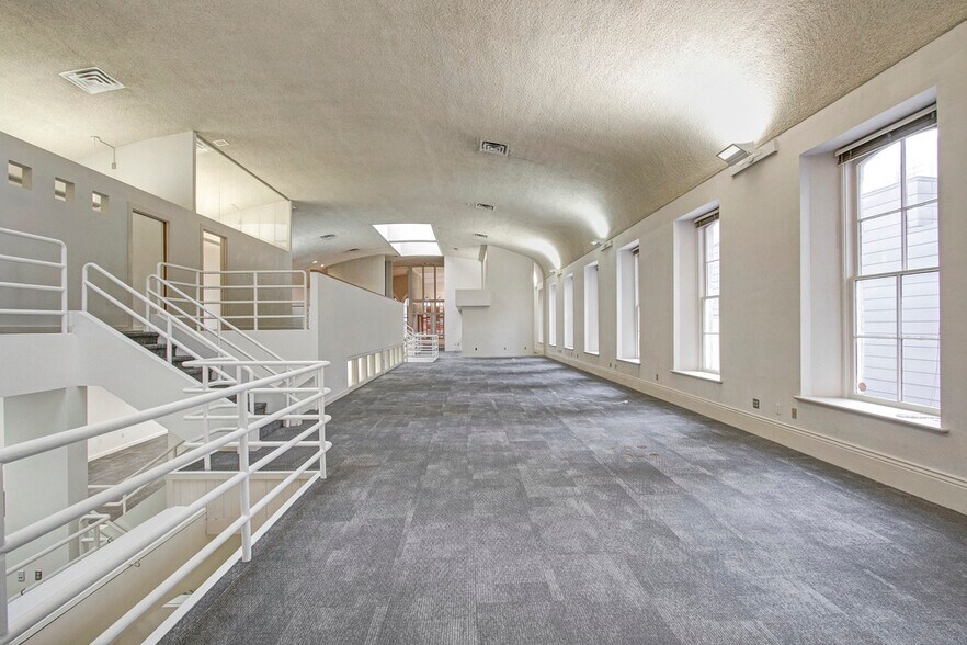 More Photos Of 712 Congress Ave, Austin Loft Creative Space For Sale