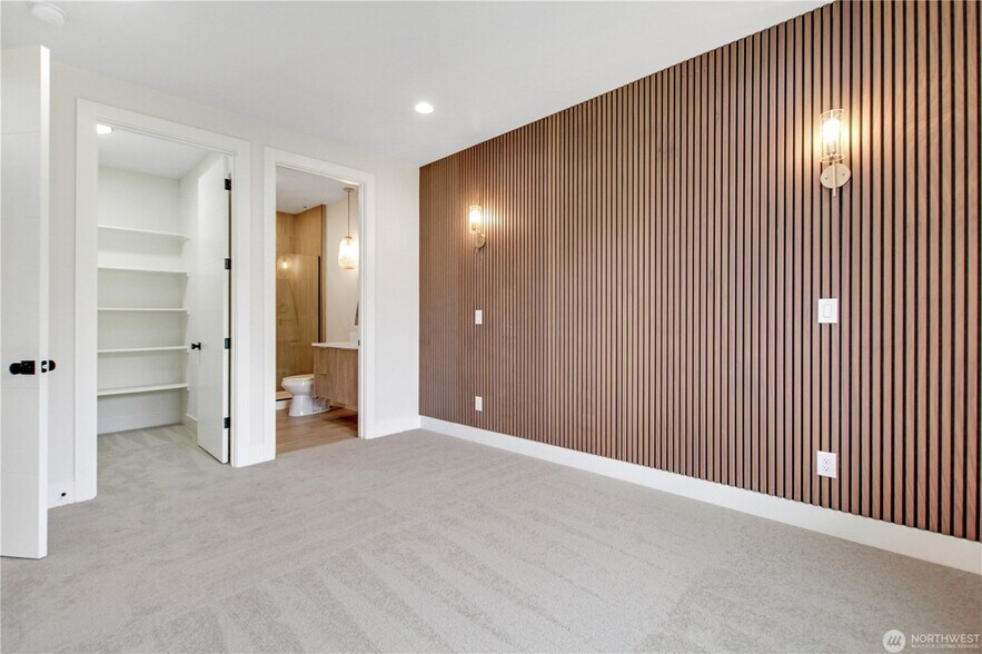 More Photos Of 27906 U St., Ocean Park Apartments For Sale
