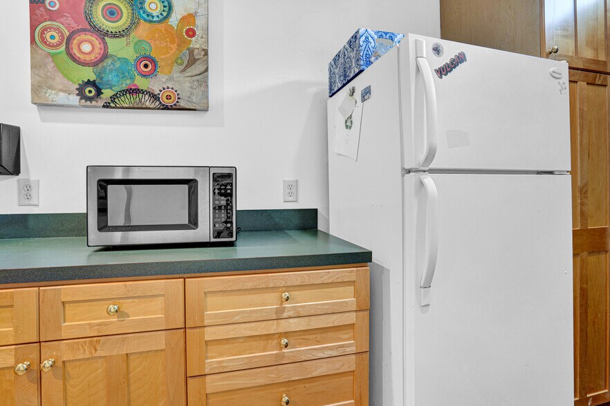 More Photos Of 349 W Main St, Durham Office For Lease