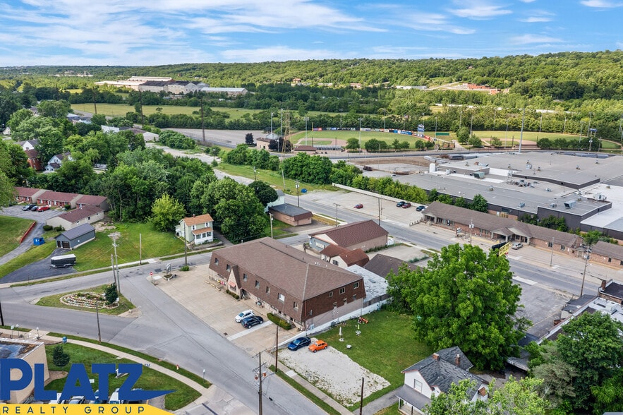 More Photos Of 71 Terrace St, Struthers Storefront Retail Residential For Sale