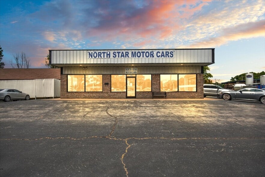 Primary Photo Of 201 E Carroll St, Tullahoma Auto Dealership For Sale