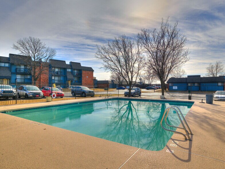 More Photos Of 1311 N Ash Pl, Owasso Apartments For Sale