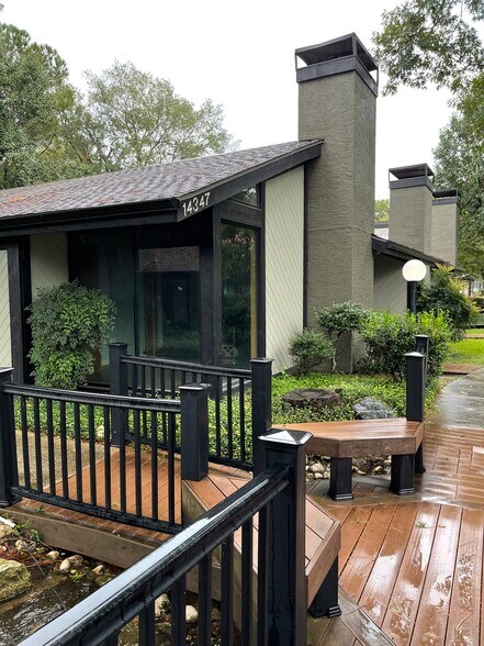 More Photos Of 14347 Torrey Chase Blvd, Houston Office For Sale