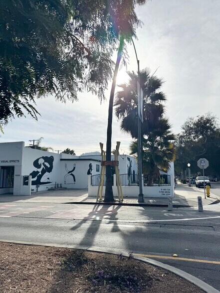 More Photos Of 8534 Washington Blvd, Culver City Freestanding For Sale