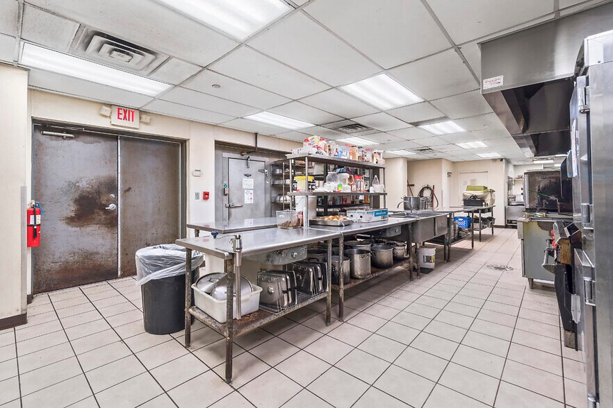 More Photos Of 2951 Old Orchard Rd, Jackson Restaurant For Sale