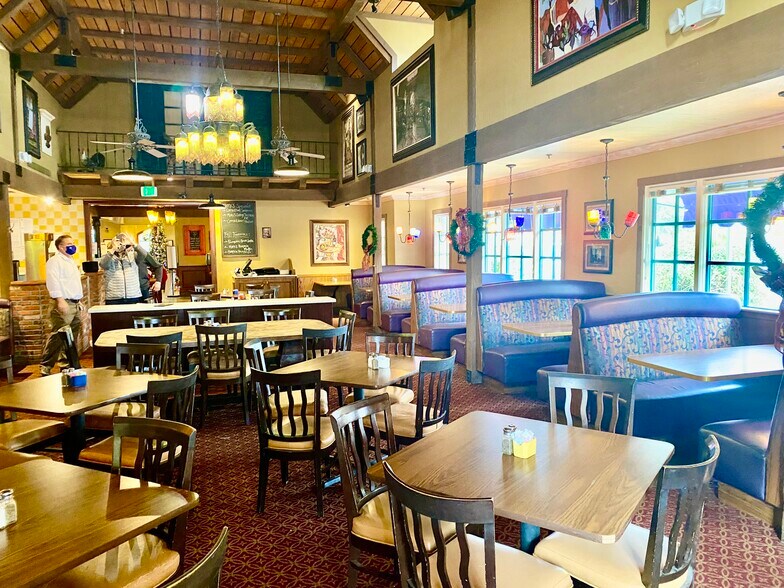 More Photos Of 6935 Camino Arroyo, Gilroy Restaurant For Lease
