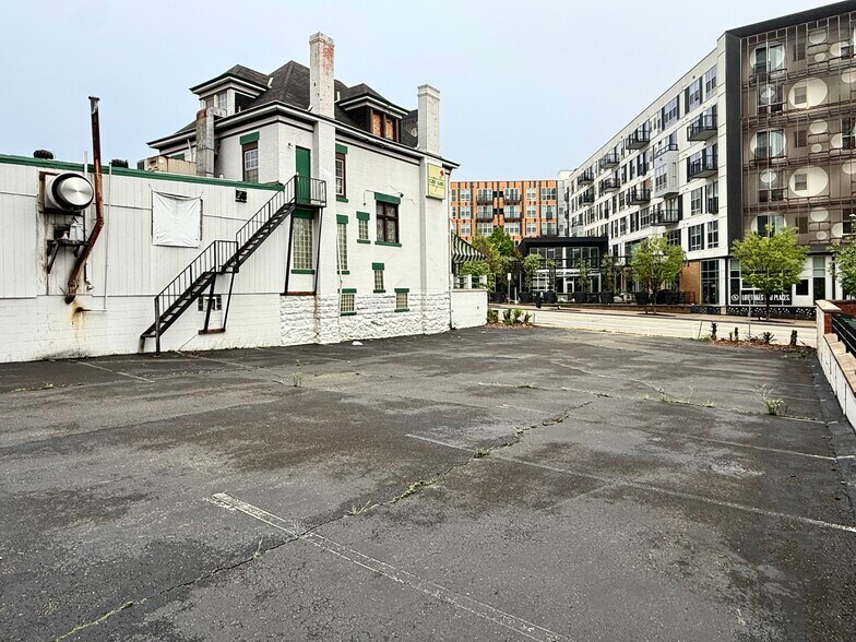 More Photos Of 5242 Baum Blvd, Pittsburgh Land For Sale