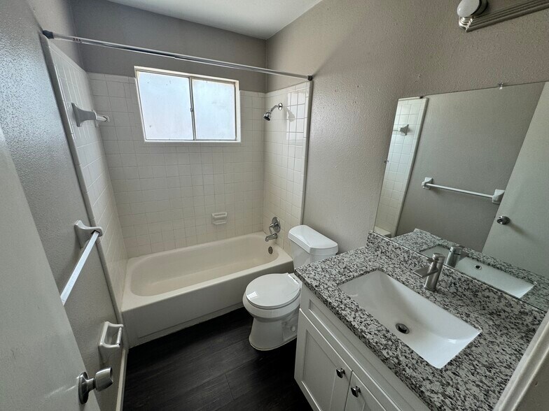 More Photos Of 7315 Housman, Houston Specialty For Sale