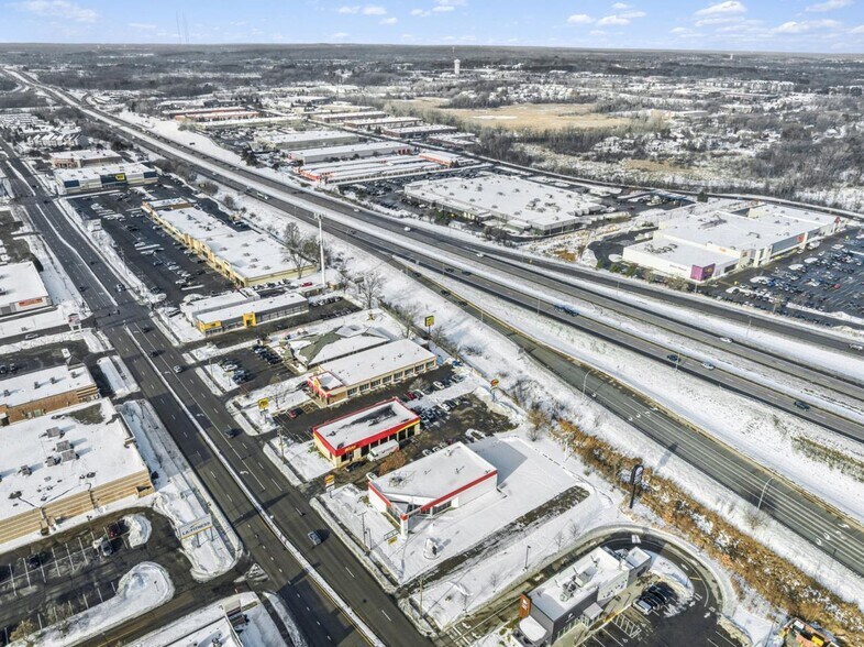 More Photos Of 1955 County Road D E, Maplewood Auto Repair For Sale