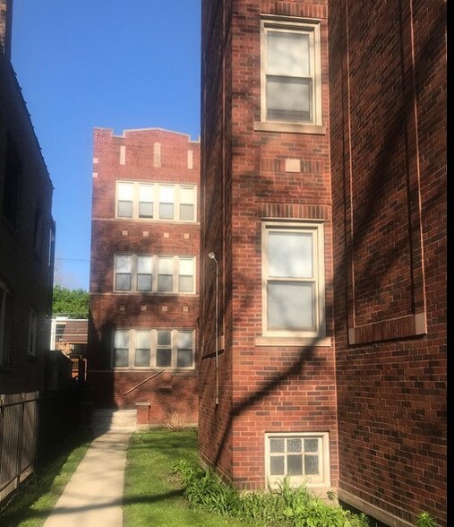 More Photos Of 8241 S Langley Ave, Chicago Apartments For Sale