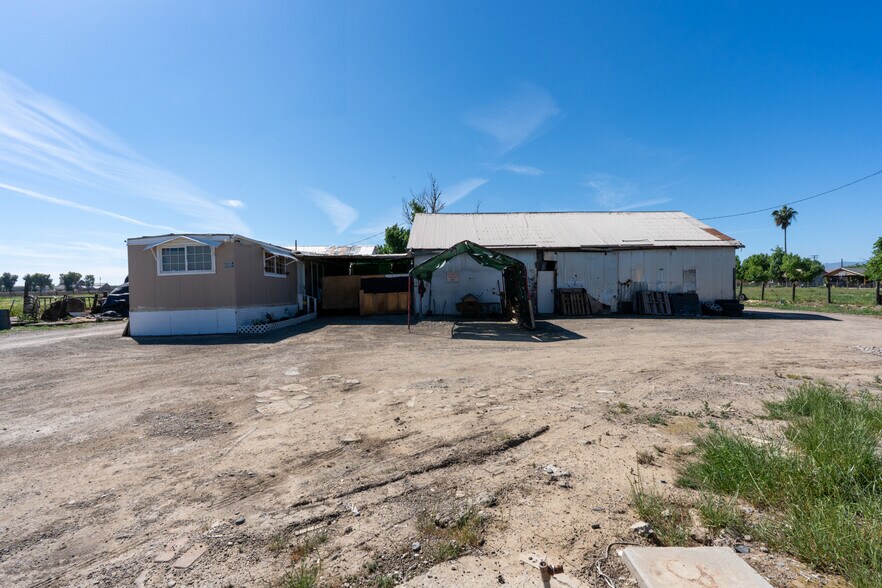 More Photos Of 23429 Highway 152, Los Banos Land For Sale