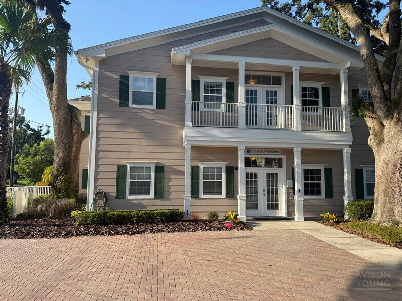 Primary Photo Of 910 N Fern Creek Ave, Orlando Office Residential For Lease