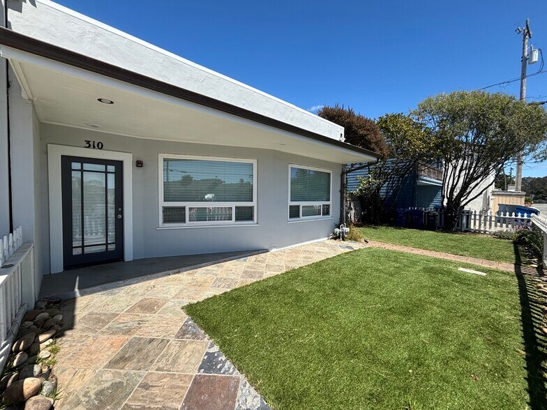 More Photos Of 310 Estrella Ave, La Selva Beach Office For Lease