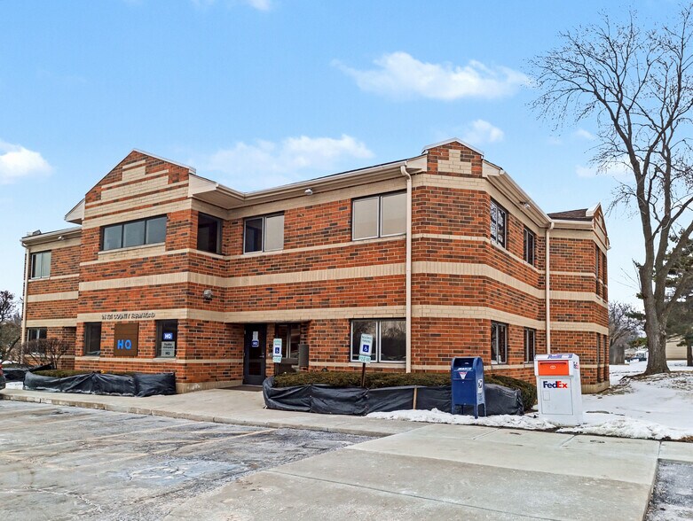 Primary Photo Of 1N131 County Farm Rd, Winfield Office For Sale