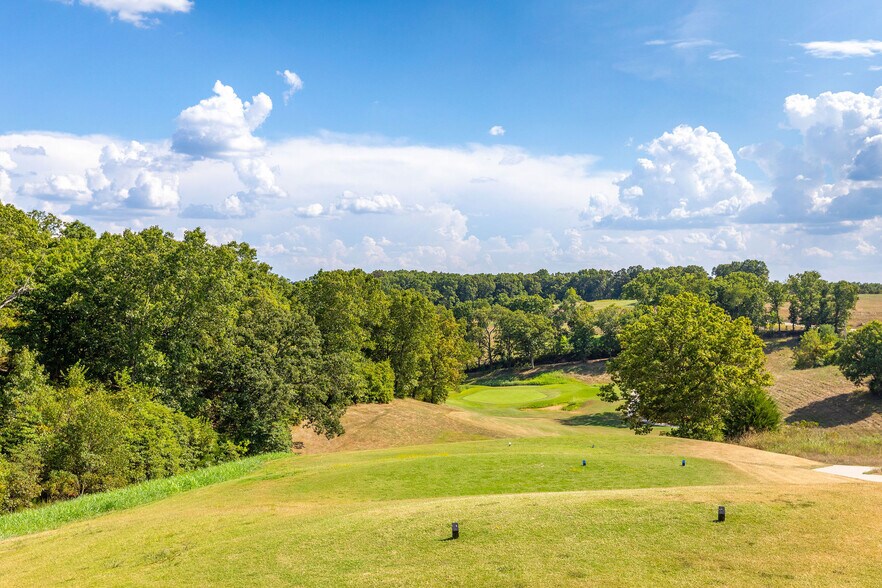 More Photos Of 1211 Cox Ford Rd, Crane Specialty For Sale