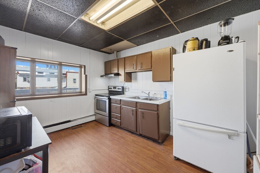 More Photos Of 127 Central Ave, Long Prairie Office Residential For Sale