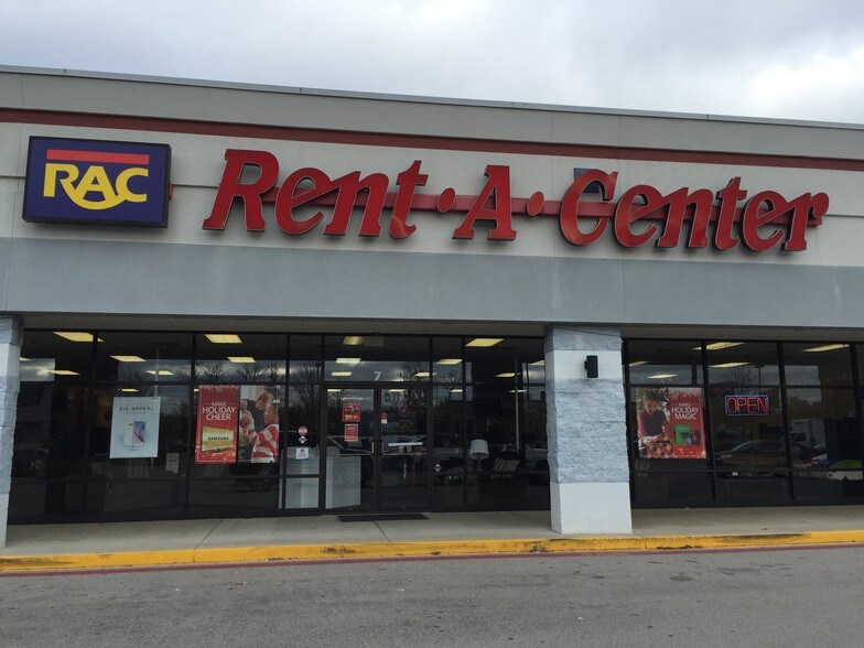 More Photos Of 215 Saint Robert Blvd, Saint Robert Storefront For Lease