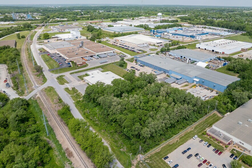 More Photos Of 4811 Easton Rd, Saint Joseph Industrial For Lease
