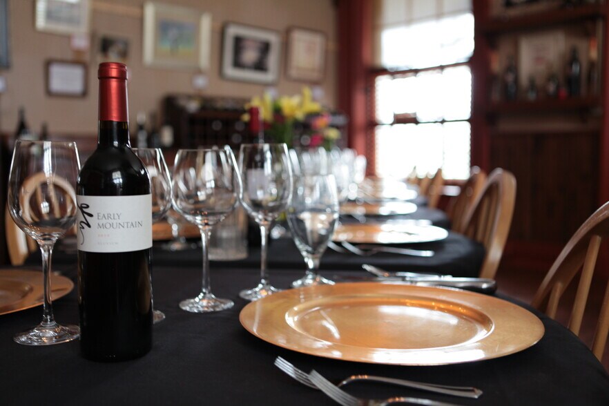 More Photos Of 146 Main St, Stanardsville Hospitality For Sale