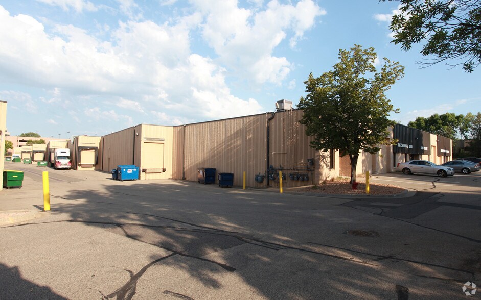 More Photos Of 6403-6443 Cecilia Cir, Edina Light Distribution For Lease