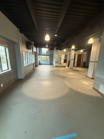 More Photos Of 162 Kings Hwy N, Westport Medical For Lease