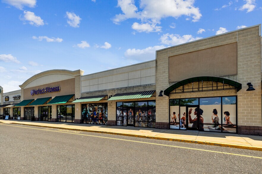 More Photos Of 154 Route 73 N, Voorhees Freestanding For Lease