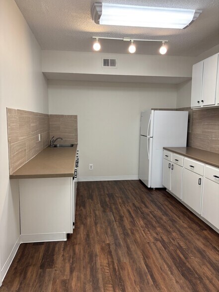 More Photos Of 86 Timber Creek Dr, Cordova Medical For Lease