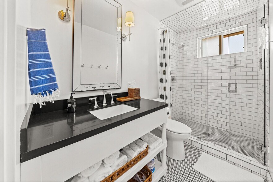 More Photos Of 440 Por La Mar Dr, Santa Barbara Apartments For Sale