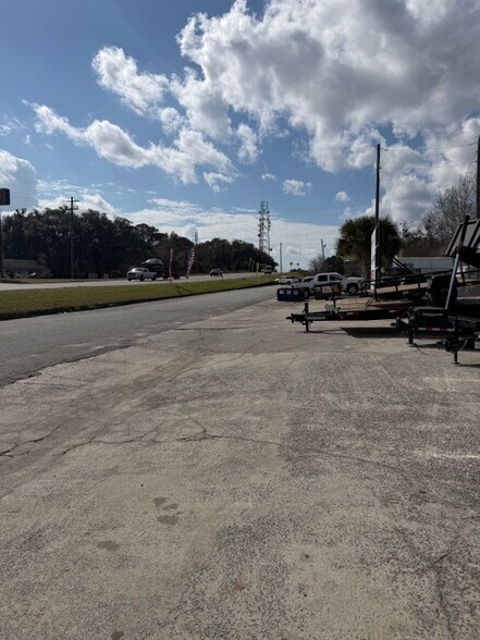 More Photos Of 3928 Ogeechee Rd, Savannah Warehouse For Lease