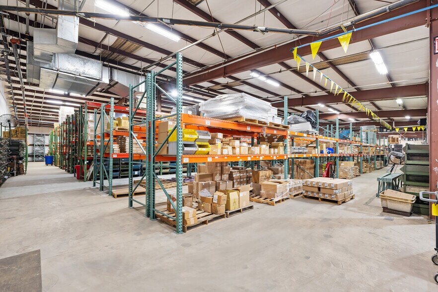 More Photos Of 2 Sunshine Blvd, Ormond Beach Light Distribution For Lease