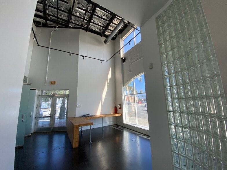 More Photos Of 5879-5895 Washington Blvd, Culver City Storefront Retail Office For Lease