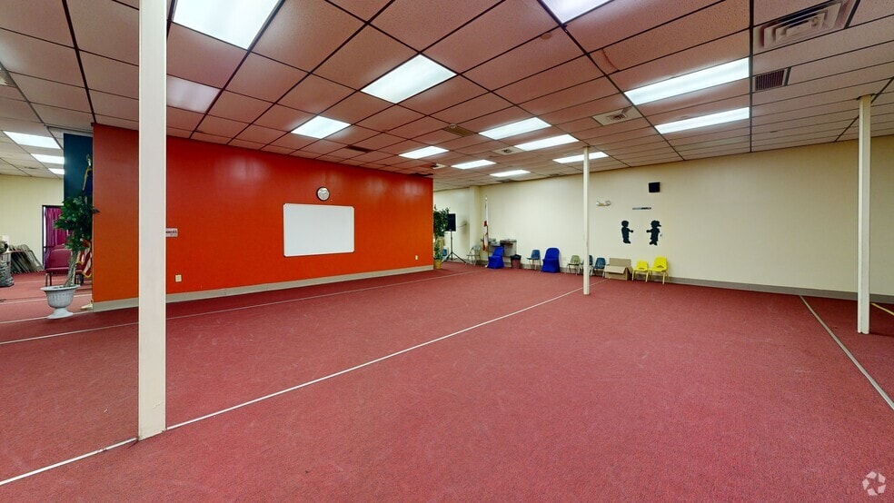 More Photos Of 8190 Pensacola Blvd, Pensacola Specialty For Sale