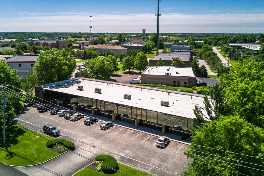 Primary Photo Of 11400 Decimal Dr, Louisville Light Distribution For Lease
