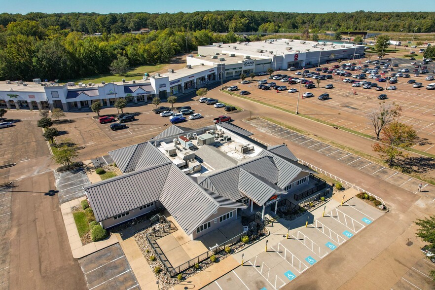 More Photos Of 6357 I 55 N, Jackson Restaurant For Lease